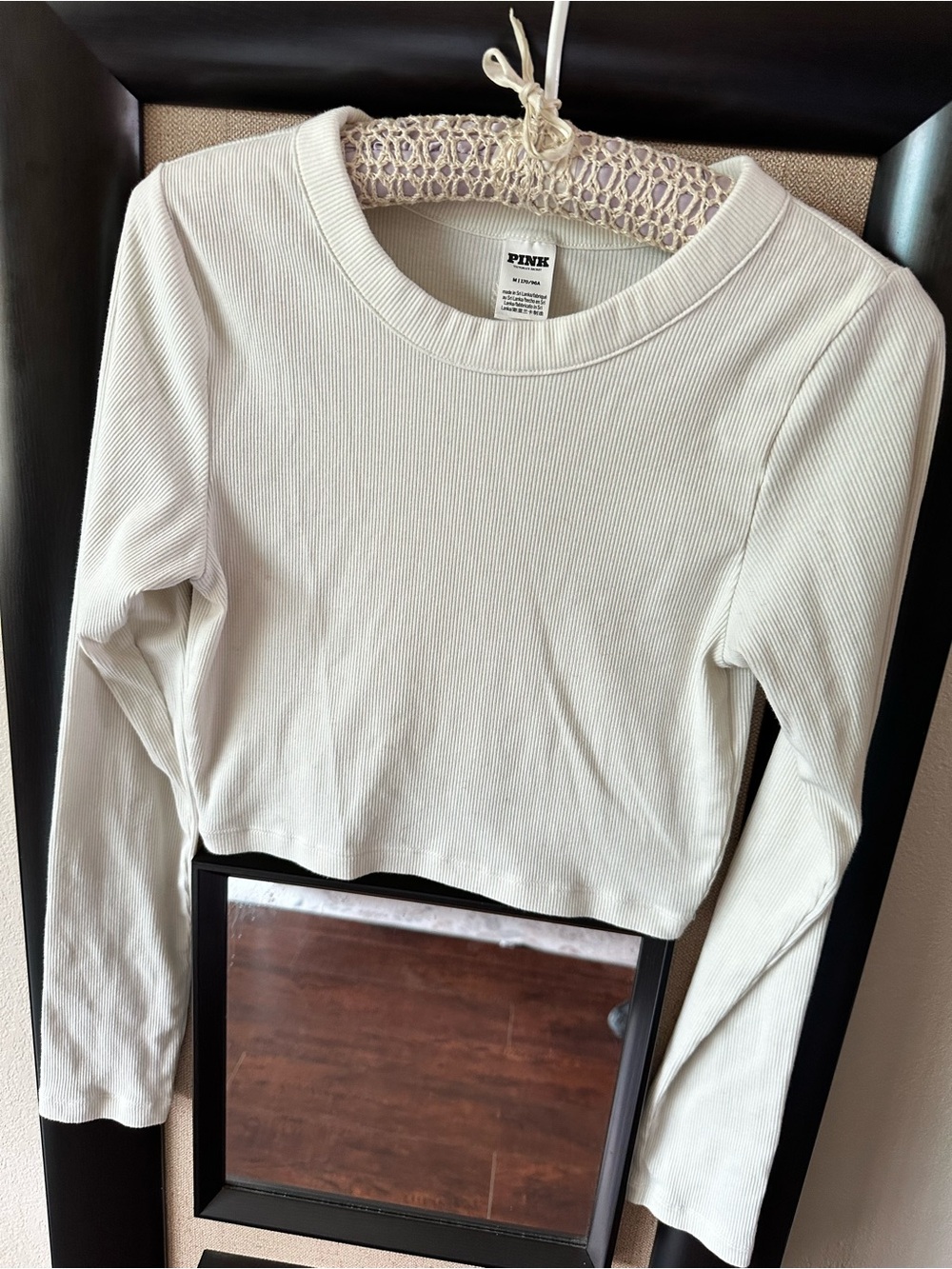 PINK Victoria's Secret Ribbed Long-Sleeve Crop Top in Cream - Picture 3 of 8
